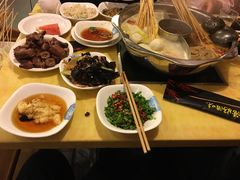-佰人王串串香火锅(洋珠巷店)