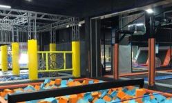 -蹦贝运动中心·蹦床·攀岩·闯关(龙岗店)