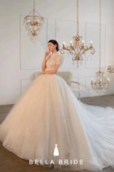 -Lady  Jane高端婚纱礼服馆