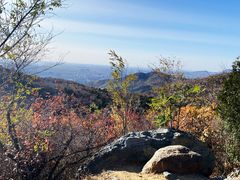 -鬼笑石后山停车场