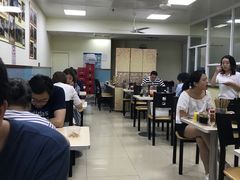大堂-顶巧鸡汤馄饨(虹口总店)
