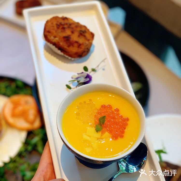 环境优雅娴静的小洋房美食