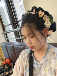 -虞美人汉服摄影