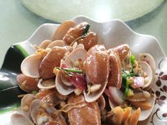 -阿浪海鲜连锁加工店(B栋2排1号火车头店)