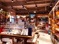 -新华书店(永安路店)