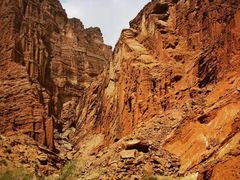 -天山神秘大峡谷