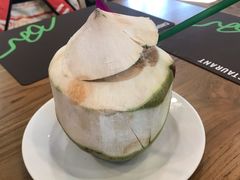 -Chom Cafe and Restaurant