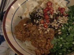 豆花米线-滇道云南特色料理(康定路店)
