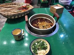 -巷子里头麻辣烫火锅串串(温江店)