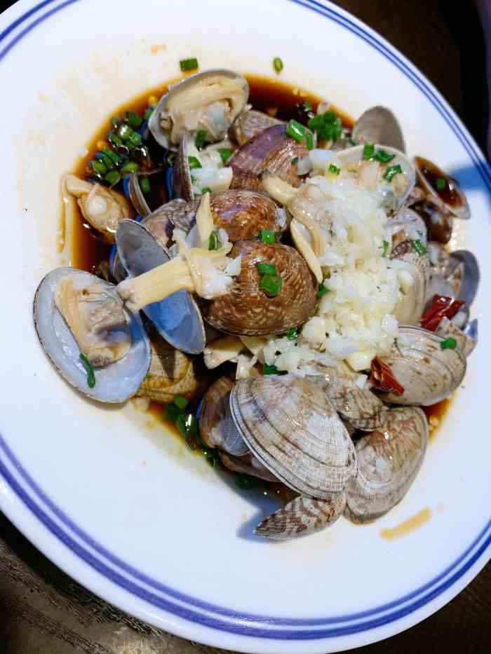 八面玲珑小龙虾烧烤(嘉行公路店)-"八面玲珑算嘉定的老牌子了吧……之