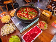 -黔有有贵州酸汤夺夺粉火锅(五味十字店)