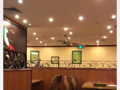 大堂-萨莉亚意式餐厅(新洲家乐福店)