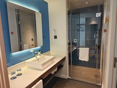 -珠海拱北口岸智选假日酒店