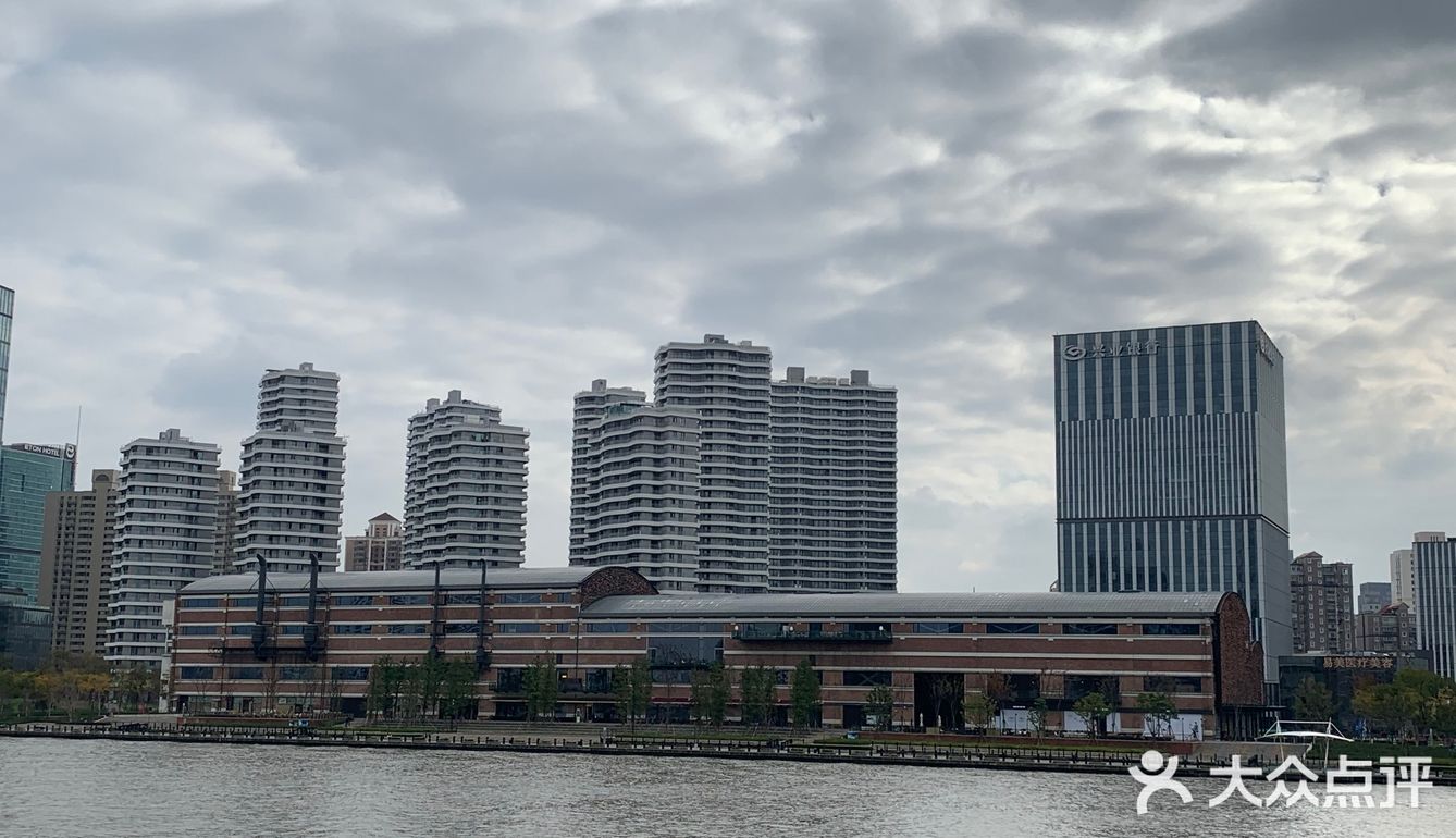 到上海是SB都必须来[调皮]