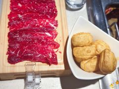 -海底捞火锅鲜切牛肉主题店(长寿路店)