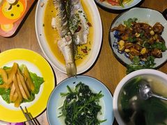 -盐官日光域房车营地·有盐餐厅