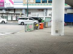 -东荟城名店仓