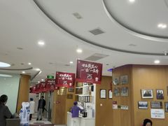 -雅悦齿科(顾村公园店)