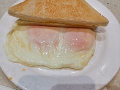 -香港新发烧腊茶餐厅(水围店)