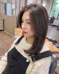 -苑苑发型设计