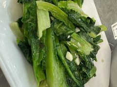 -银峰农庄·特色烧鸡·鲜无花果浸鸡