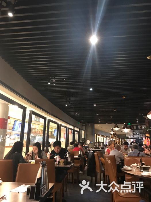 天辣绿色时尚餐厅(日月光中心广场店)图片 - 第4张