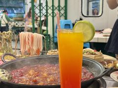 -扎起市井老火锅(乐山总店)