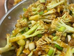 -江城燕子大排档(江汉路步行街店)