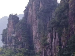 -南尖岩