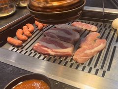 -臻牛烤肉