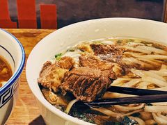 -矮子粉店1985·长沙米粉(湘春路店)