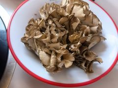 -毛辣果·贵州红酸汤牛肉火锅(西单店)