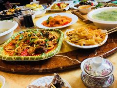 -达吾手抓美食城总部(义乌店)