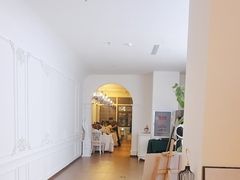 -圣彼得堡观江俄餐厅(中央大街黑金冠店)