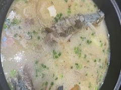 -土砂锅生态山庄·非遗砂锅雅鱼
