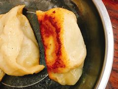 -黄阿姨锅贴大王(万航渡路店)