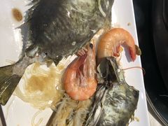 -越百海海鲜蒸锅(乐山店)