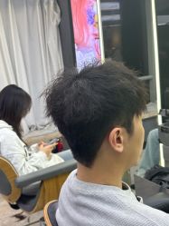 -藤野造型烫发染发