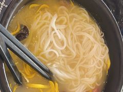 -桥香园过桥米线(国贸店)