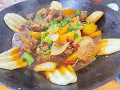 地锅鸡-黑皮酸菜鱼(三山街店)
