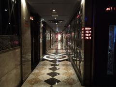 -好乐迪(张扬路八佰伴店)