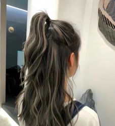 -镁连社·美联社