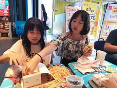 -麦当劳(欢乐谷店)