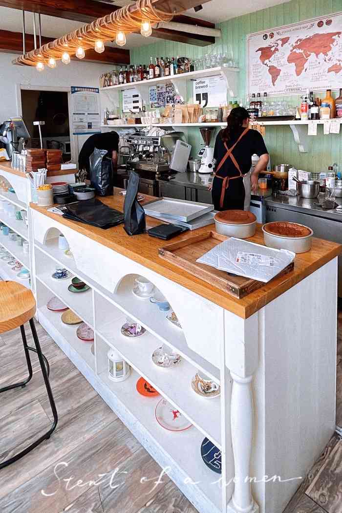 风陵渡口咖啡酒馆(小麦岛店)-"在银海大世界里泡咖啡馆泡了四年,不是