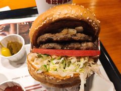 -The Habit Burger Grill 哈比特汉堡(复兴soho店)