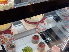 -花花卷卷·鲜食蛋糕(静安久光百货店)