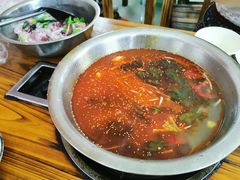 酸辣锅底-周良天山牛杂城(天山路总店)