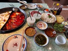 -鸿姐老火锅(疁城新天地店)