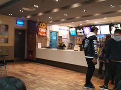-麦当劳(新城市广场店)