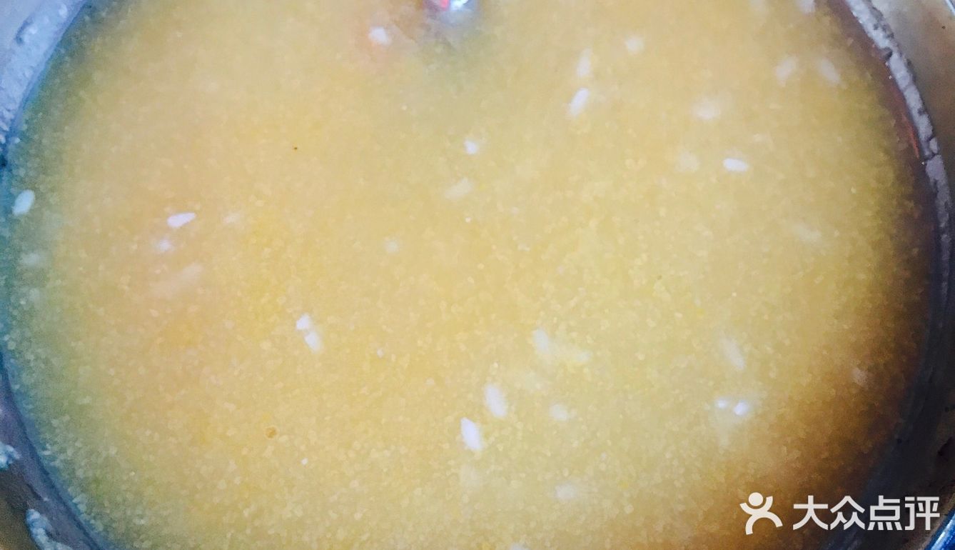 路边的一家吃烧鸡的店 本来没抱多大希望有多好吃